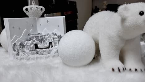 Polar-bear,-train-and-snowballs