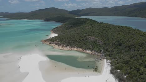 Tourists-On-White-Sand-Beach-Near-Hill-Inlet-Lookout-At-Summer