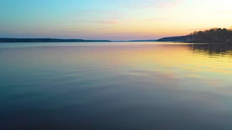Low-Fly-Over-Serene-Water-Of-Grand-Lake-O'-the-Cherokees-During-Sunset-Reflection-In-Oklahoma