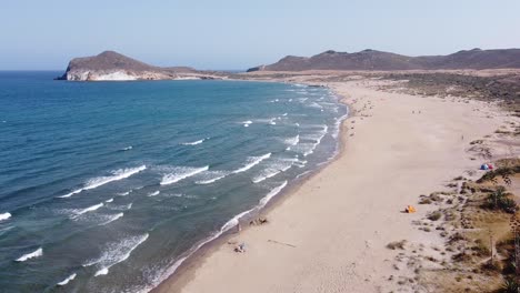 Luftdrohnenansicht-Des-Genoveses-Strandes-Bei-Cabo-De-Gata,-Almeria,-Andalusien,-Spanien