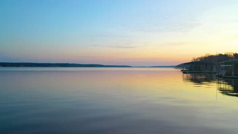 Quiet-And-Pristine-Water-Of-Grand-Lake-O'-the-Cherokees-At-Sunset-In-Oklahoma-With-Floating-Docks