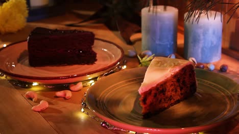 Kuchenscheiben-Werden-Während-Der-Traditionellen-Armenischen-Weihnachtsfeier-Auf-Dem-Teller-Serviert