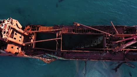 Dimitrios-ship-wreck-near-Gythio