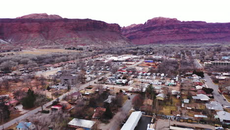 Aerial-View-Of-the-traffic-scene-and-city-life-In-Midway-Utah-At-Winter
