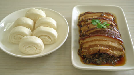 Mei-Cai-Kou-Rou-Oder-Gedünstetes-Schweinebauch-Mit-Swatow-Senf-Cubbage-Rezepten---Chinesisches-Essen