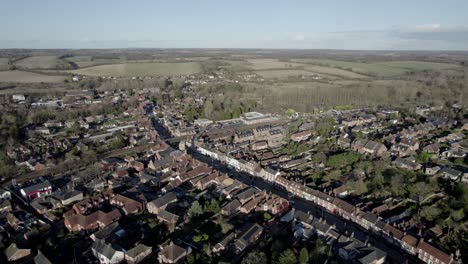 Hungerford-town-and-canal-England-aerial-drone-pull-back-reveal