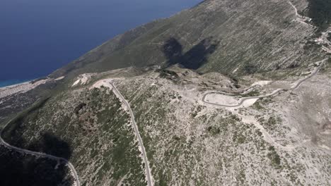 Video-De-Drones-Sobre-El-Paso-De-Montaña-Llogara-En-Sh8,-Albania