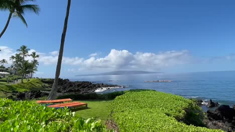 Vacaciones-En-Hawaii,-Vistas-Al-Mar-Y-Paisajes-Escénicos-De-La-Isla-Hawaiana-De-Maui