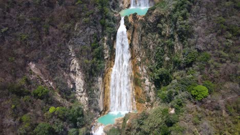 Amazing-El-Chiflon-Waterfall,-Chiapas-Mexico,-4K-aerial-view
