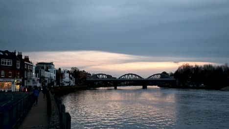 Evening-View-of-Barnes-Bridge,-London,-United-Kingdom