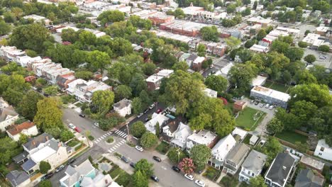 The-Museum-District-and-Carytown-in-Richmond,-Virginia-|-Aerial-Flyover-View-|-Summer-2021