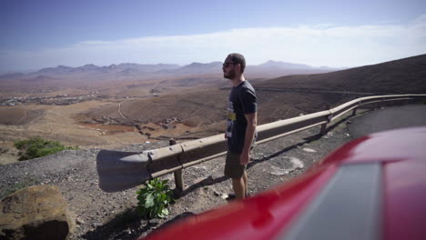 Ser-Libre-En-Un-Picnic-De-Aventura-Viaje-Por-Carretera-A-Fuerteventura-España