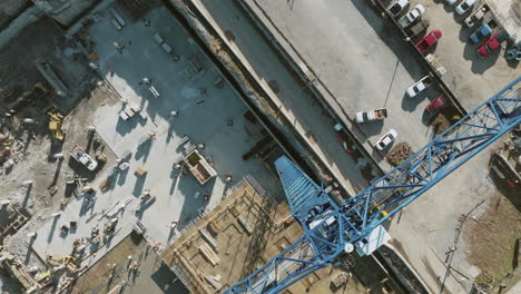 Aerial-overhead-pan-of-construction-crane