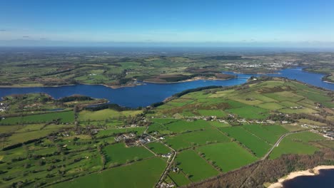 Blessington-Lakes,-Wicklow,-Irland,-März-2022