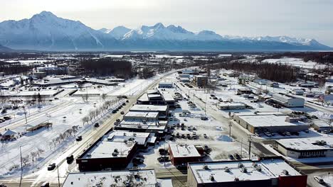 Video-Aéreo-4k-30fps-Del-Centro-De-Palmer,-Alaska