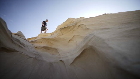 Jittery-walk-on-the-dunes-of-Fuerteventura-Atlantic-Spain