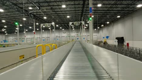 Industrial-Conveyor-Line-For-Logistics-Activities-At-The-Amazon-Fulfillment-Warehouse-In-The-USA