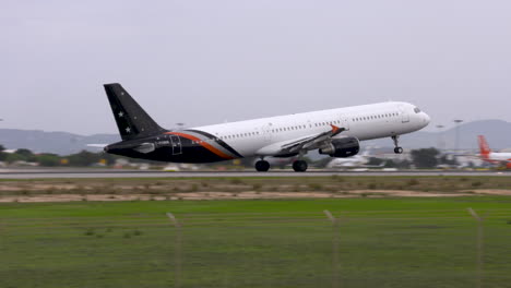 the-takeoff-of-an-Airbus-A321-from-Titan-Airways