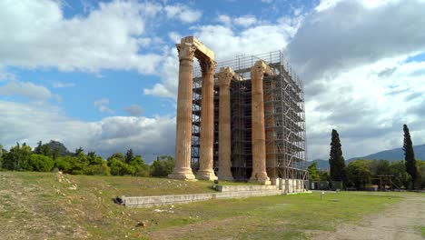 Säulen-Des-Tempels-Des-Olympischen-Zeus