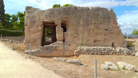 Antike-Ruinen-Des-Glauke-Brunnens-Im-Antiken-Korinth