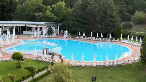 Morning-mood-in-the-park-and-the-calm-pool-of-hotel-Hissar