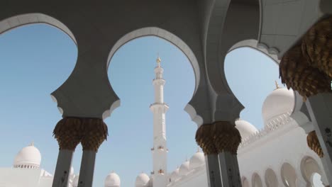 Säulen-In-Der-Scheich-Zayed-Moschee-In-Abu-Dhabi