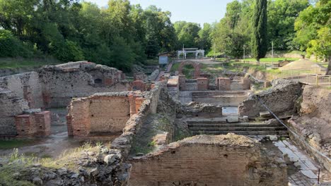 Ruins-of-Roman-Imperial-Baths-in-the-town-of-Hisarya,-Bulgaria