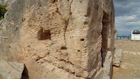 Reste-Des-Glauke-Brunnens-Im-Antiken-Korinth