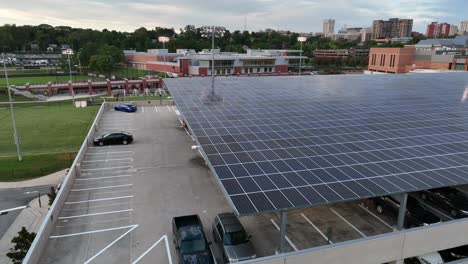 Solar-panel-rooftop
