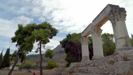 Panoramablick-Auf-Den-Octavia-Tempel-In-Der-Stadt-Korinth