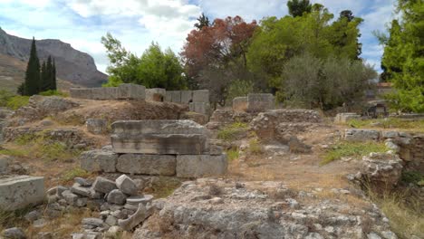 Babbius-Denkmal-In-Der-Stadt-Des-Antiken-Korinth