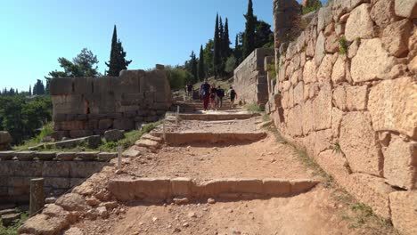 Ancient-Path-on-Delphi-Archaeological-Site