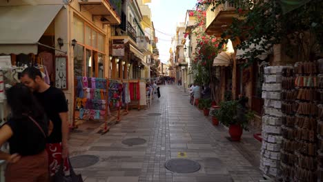 People-Shopping-in-the-Old-Town-of-Nafplio