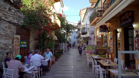 People-Eating-and-Enjoying-Themselves-in-the-Restaurants-of-Old-Town-in-Nafplio