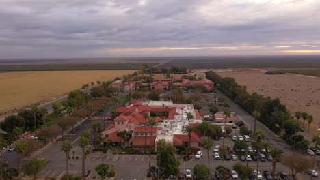 Aerial-view-of-Harris-Ranch-Inn-and-Restaurant-in-Coalinga,-California
