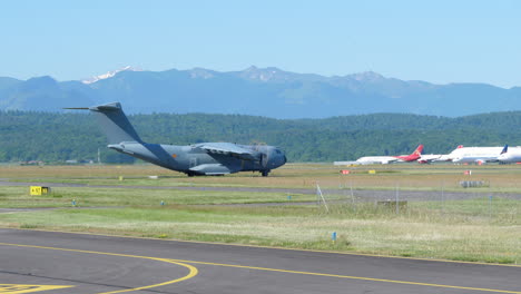 Airbus-A400M-Atlas-Of-The-Belgian-Air-Force-At-The-Airport-In-Lourdes,-France