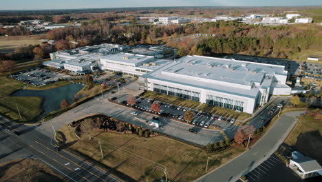 Drohnenaufnahme-Des-Pharmaunternehmens-Novo-Nordisk-In-Clayton,-North-Carolina