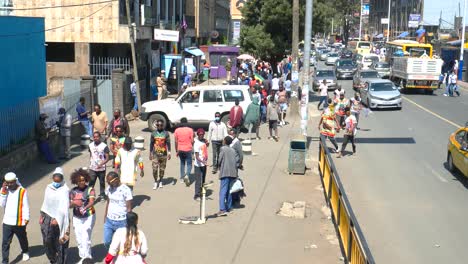 Menschen-Kommen-In-Arat-Kilo-An-Und-Feiern-Den-Adwa-Tag-In-Addis-Abeba,-Äthiopien