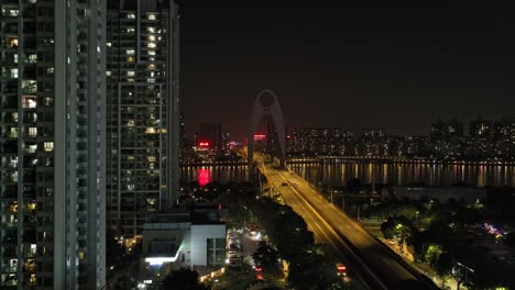 Puente-De-Tráfico-Cero-Bloqueado-Sobre-El-Río-Perl-En-Guangzhou-Por-La-Noche-Durante-El-Bloqueo-De-Covid-Cero