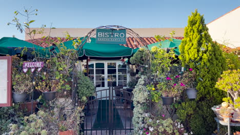 Bistro-Rancho-Santa-Fe,-a-popular-neighborhood-French-restaurant-in-Rancho-Santa-Fe,-San-Diego