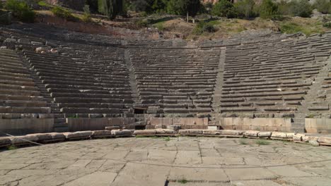 El-Antiguo-Teatro-Del-Sitio-Arqueológico-De-Delphi-Fue-Construido-En-El-S.