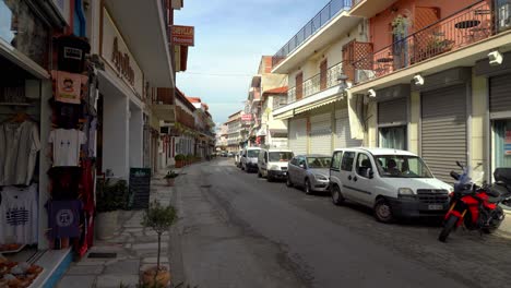 Cars-Driving-on-the-Streets-of-City-of-Delphi