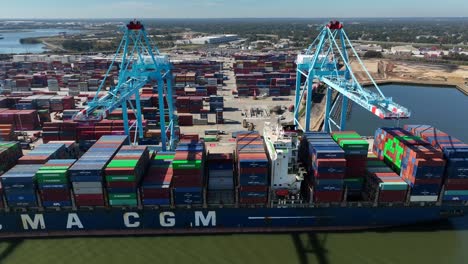 Container-Im-Hafen-Von-Mobile-Alabama