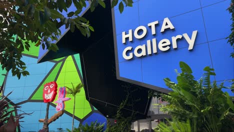 Tourist-attraction,-iconic-landmark-of-gold-coast,-exterior-shot-of-HOTA-Gallery,-home-of-the-arts-in-surfers-paradise,-Queensland,-Australia