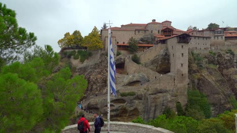 Panoramic-View-of-Holy-Monastery-of-Great-Meteoron-in-Meteora-rock-formation-in-Greece