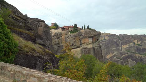 Holy-Trinity-Monastery-in-Meteora-rock-formation-in-Greece-on-Sunny-Spring-Day