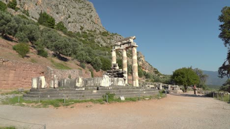 Tholos-Von-Delphi-Ist-Das-Bemerkenswerteste-Und-Ungewöhnlichste-Denkmal-Und-Gleichzeitig-Ein-Meisterwerk-Der-Klassischen-Architektur