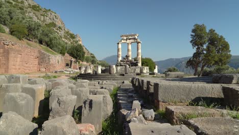 Tholos-De-Delphi-Fue-Construido-En-380-B