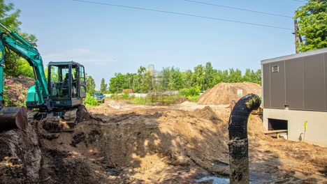 Heavy-digger-working-in-construction-site,-fusion-time-lapse
