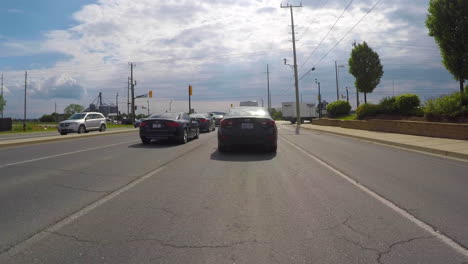 Time-lapse-of-a-car-driving-on-a-city-street